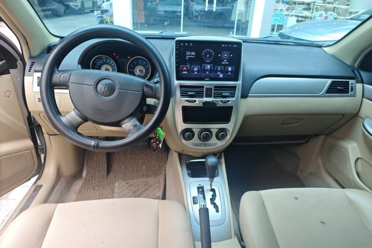 Used Buick Excelle 2011 1.6LX-AT Center Console