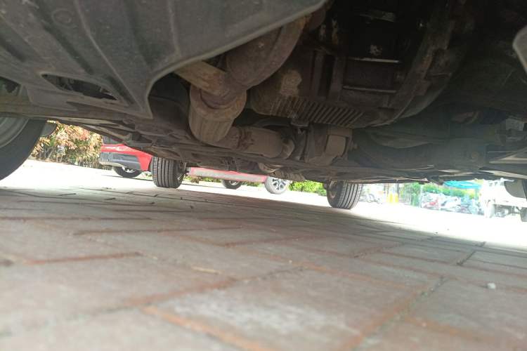 Used Buick Excelle 2011 1.6 LX-MT Chassis Front