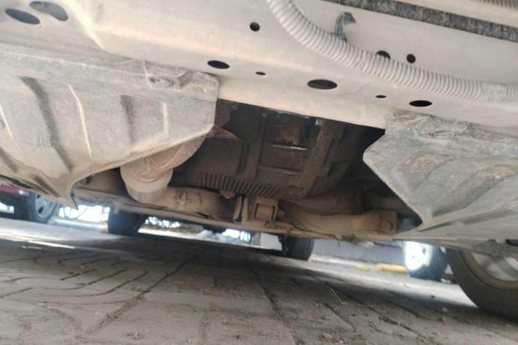 Used Buick Excelle 2011 1.6 LE-MT Chassis Front