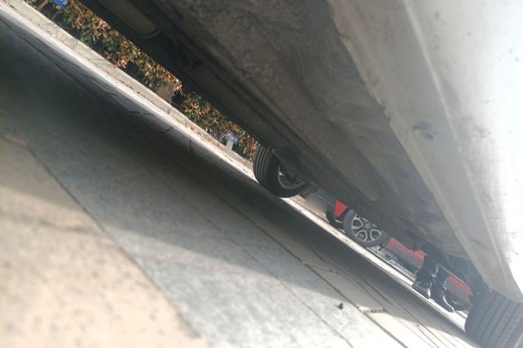 Used Buick Excelle 2011 1.6 LX-MT Chassis Front Left