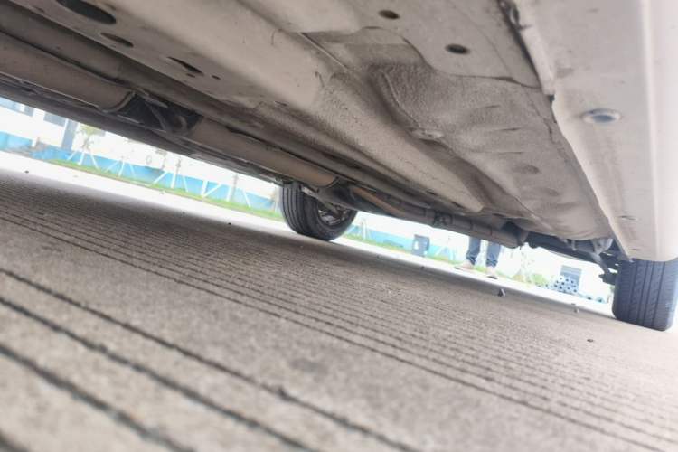 Used Buick Excelle 2011 1.6LX-AT Chassis Front Left