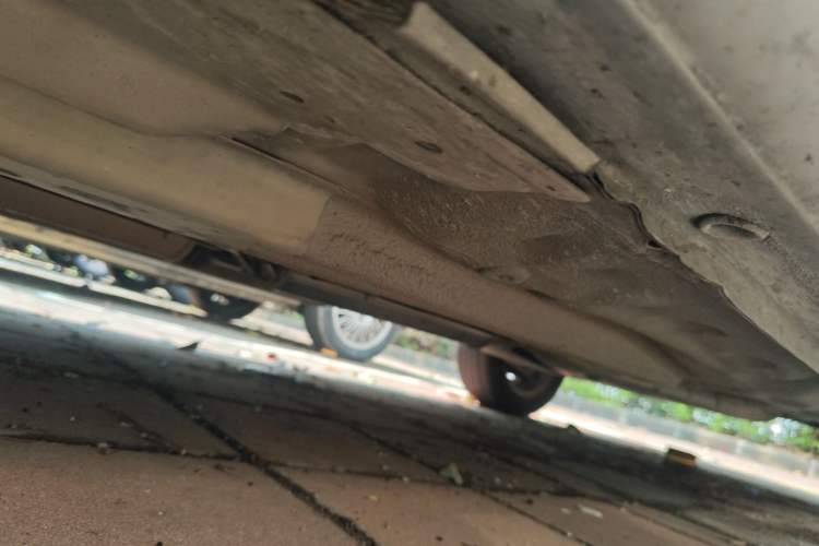Used Buick Excelle 2011 1.6 LE-MT Chassis Front Left