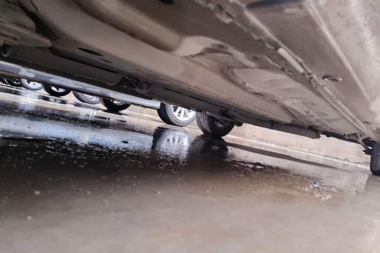 Used Buick Excelle 2011 1.6LX-AT Chassis Front Left