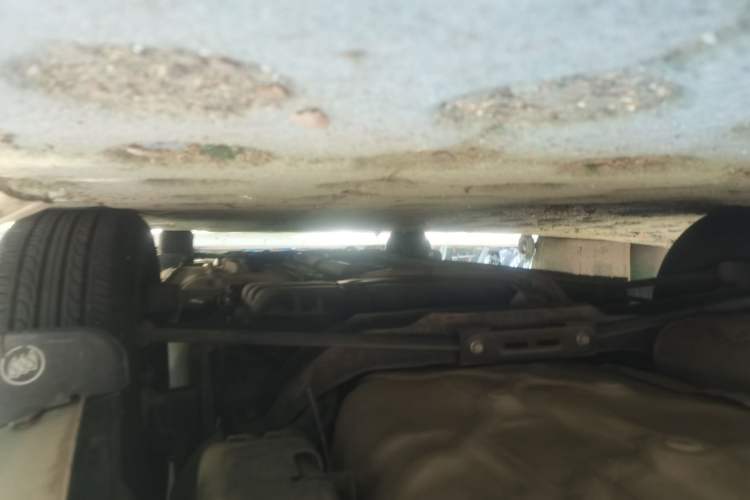 Used Buick Excelle 2011 1.6LX-AT Chassis Front Left