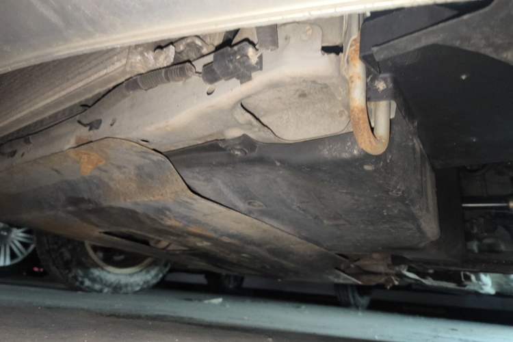 Used Buick Excelle 2011 1.6 LX-MT Chassis Front Left