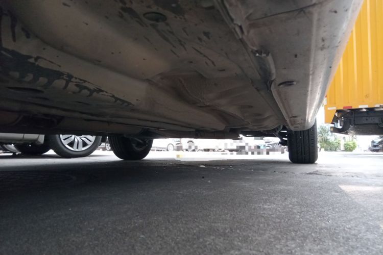 Used Buick Excelle 2011 1.6LX-AT Chassis Front Left