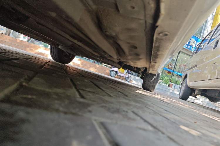 Used Buick Excelle 2011 1.6 LX-MT Chassis Front Left