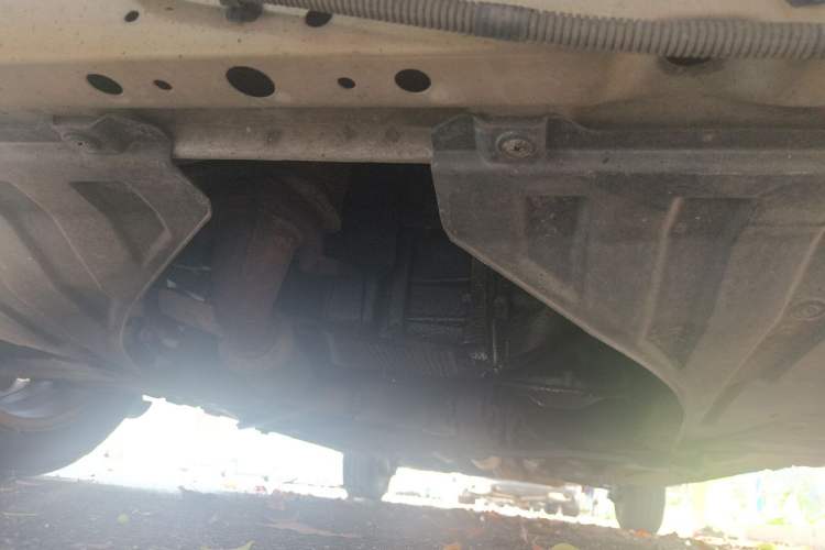 Used Buick Excelle 2011 1.6 LE-MT Chassis Front