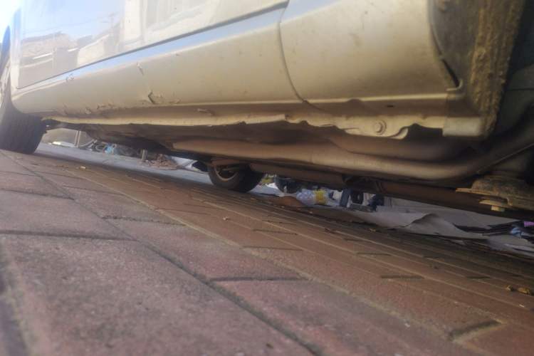 Used Buick Excelle 2011 1.6 LE-MT Chassis Front Right