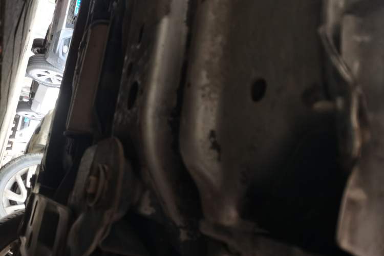 Used Buick Excelle 2011 1.6 LE-AT Chassis Front Right