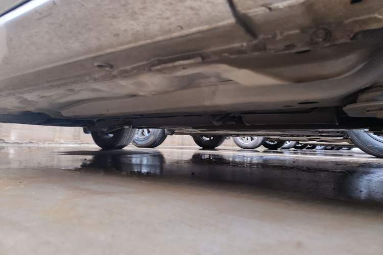 Used Buick Excelle 2011 1.6LX-AT Chassis Front Right