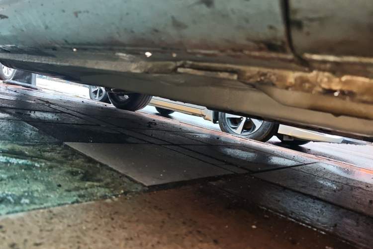 Used Buick Excelle 2011 1.6 LE-AT Chassis Front Right