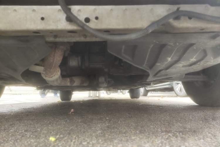 Used Buick Excelle 2011 1.6LX-AT Chassis Front