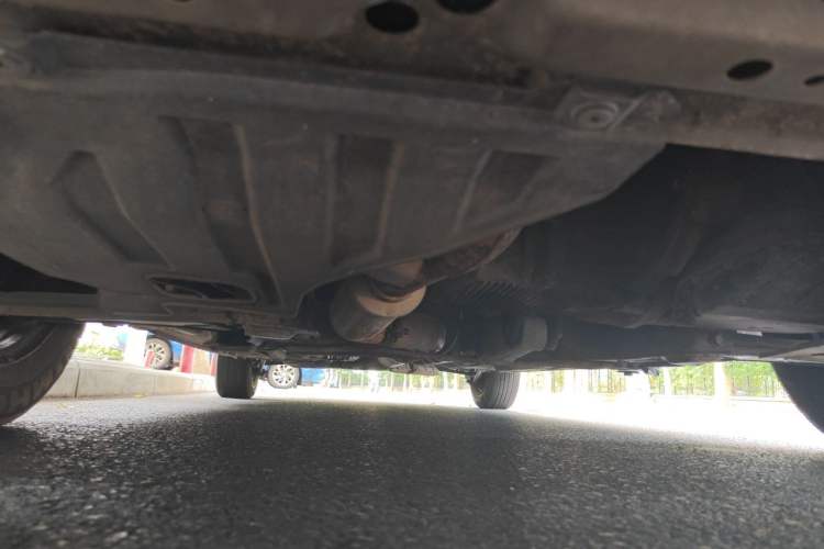 Used Buick Excelle 2011 1.6LX-AT Chassis Front