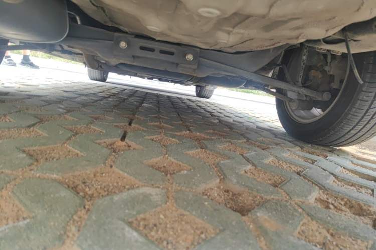 Used Buick Excelle 2011 1.6 LE-MT Chassis Rear