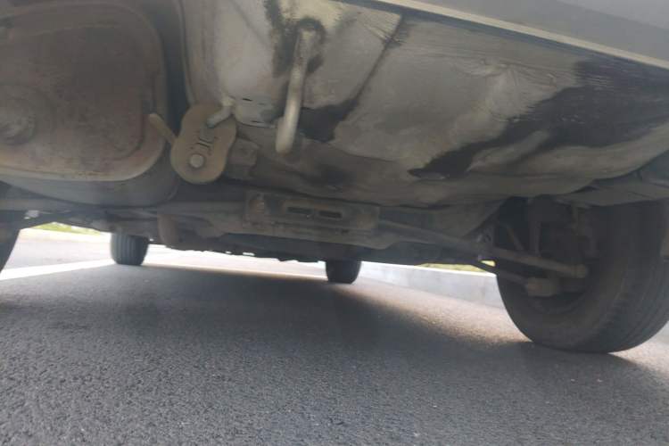 Used Buick Excelle 2011 1.6LX-AT Chassis Rear