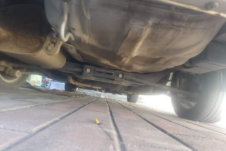 Used Buick Excelle 2011 1.6 LE-MT Chassis Rear