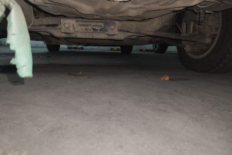 Used Buick Excelle 2011 1.6LX-AT Chassis Rear
