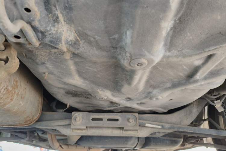 Used Buick Excelle 2011 1.6 LE-MT Chassis Rear