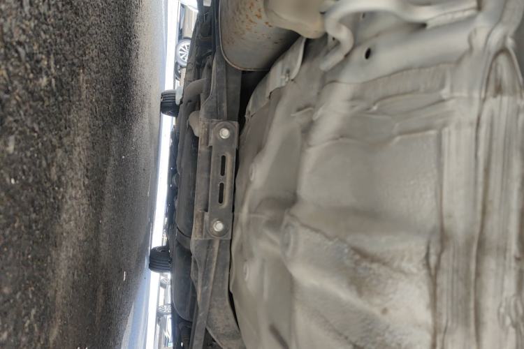Used Buick Excelle 2011 1.6 LX-MT Chassis Rear