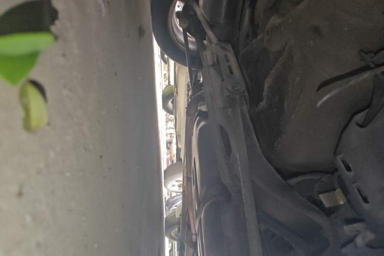 Used Buick Excelle 2011 1.6 LE-AT Chassis Rear