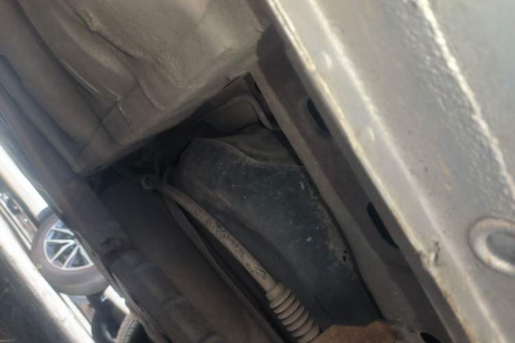 Used Buick Excelle 2011 1.6 LE-AT Chassis Rear Left