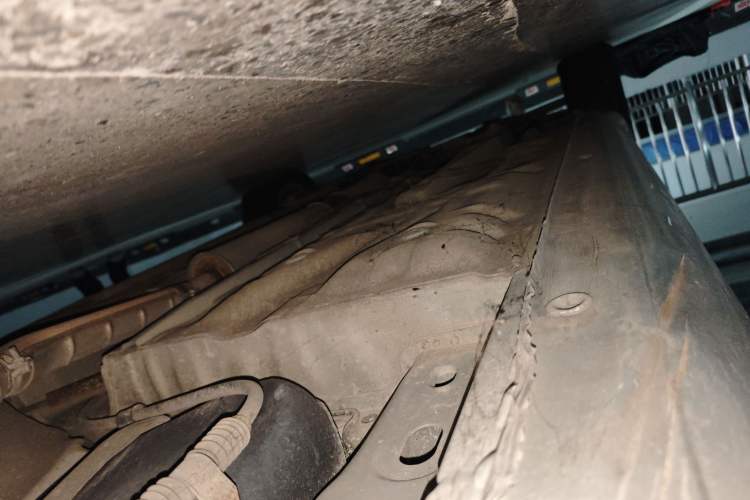 Used Buick Excelle 2011 1.6 LX-MT Chassis Rear Left