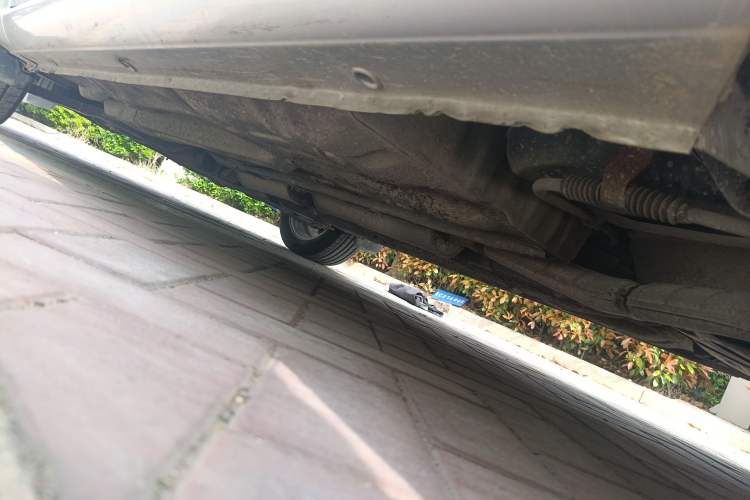 Used Buick Excelle 2011 1.6 LX-MT Chassis Rear Left