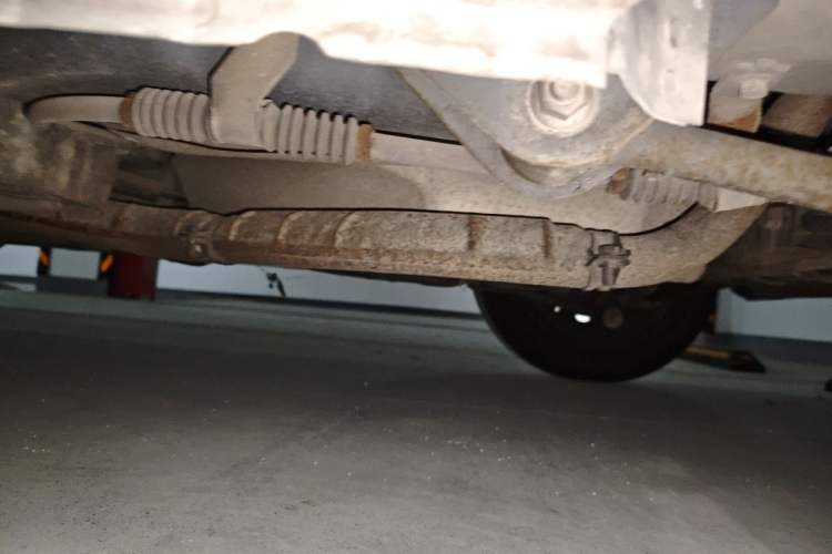 Used Buick Excelle 2011 1.6 LX-MT Chassis Rear Left