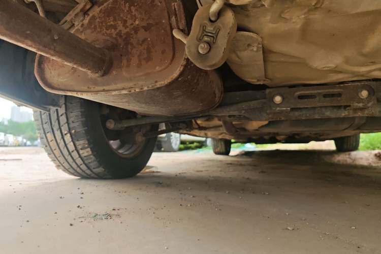 Used Buick Excelle 2011 1.6 LX-MT Chassis Rear Left