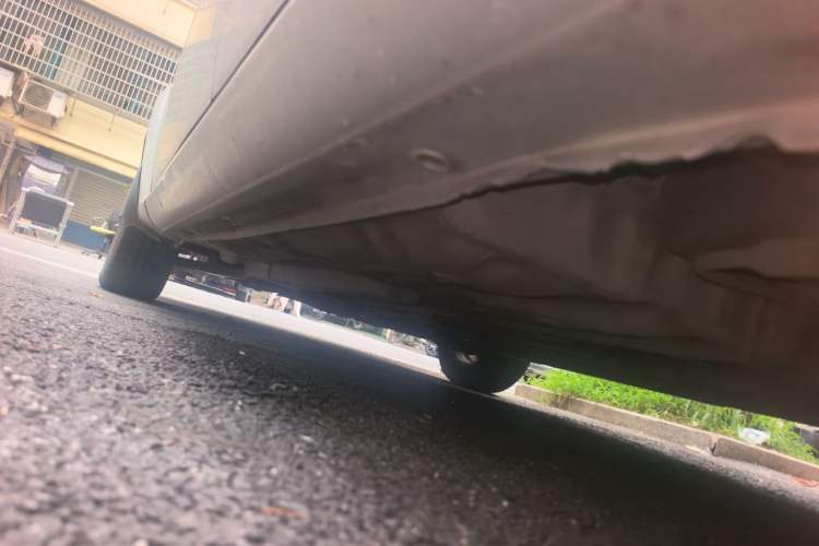 Used Buick Excelle 2011 1.6 LX-MT Chassis Rear Left