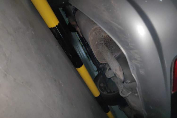 Used Buick Excelle 2011 1.6 LE-MT Chassis Rear Left