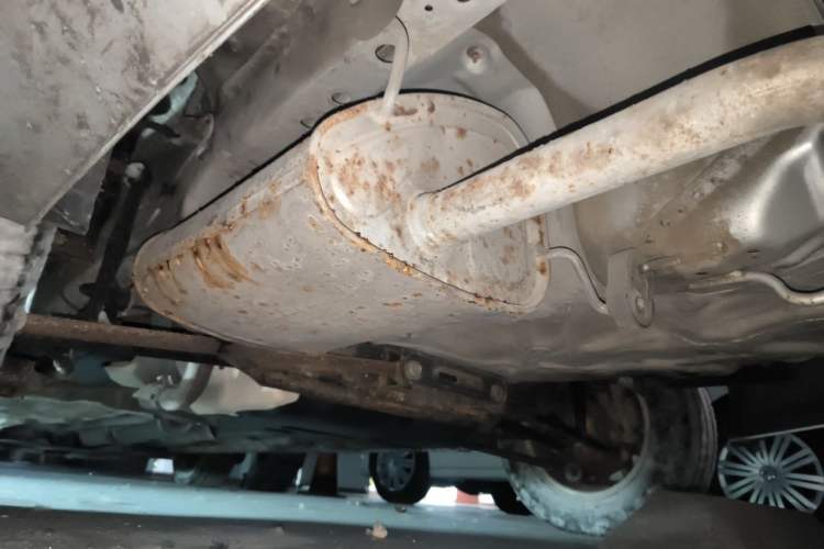 Used Buick Excelle 2011 1.6 LX-MT Chassis Rear Left