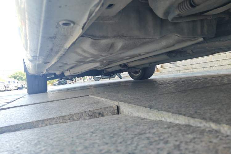 Used Buick Excelle 2011 1.6 LE-AT Chassis Rear Left