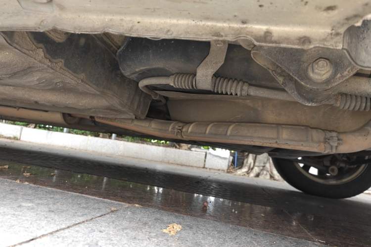 Used Buick Excelle 2011 1.6 LE-AT Chassis Rear Left