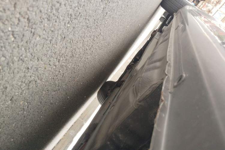 Used Buick Excelle 2011 1.6 LX-MT Chassis Rear Left