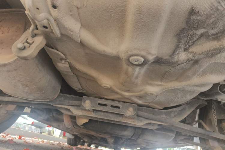 Used Buick Excelle 2011 1.6 LE-MT Chassis Rear