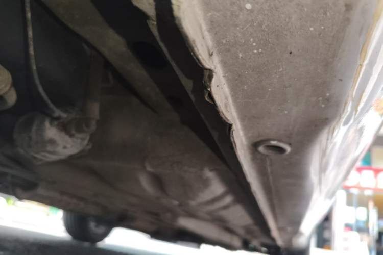 Used Buick Excelle 2011 1.6 LE-AT Chassis Rear Right
