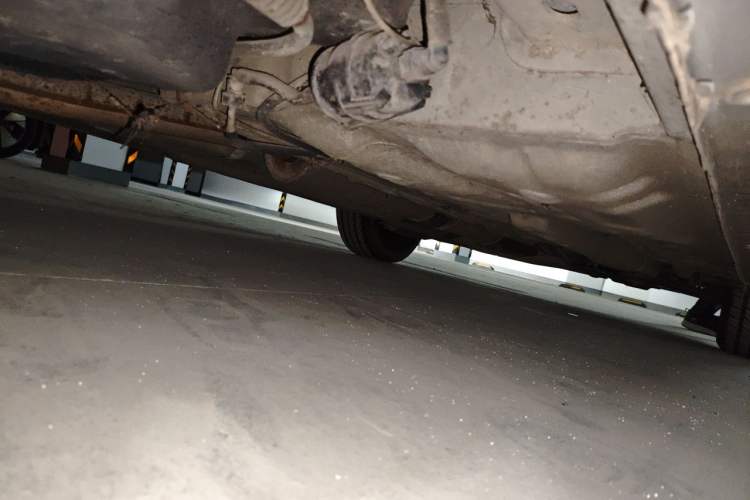Used Buick Excelle 2011 1.6 LX-MT Chassis Rear Right
