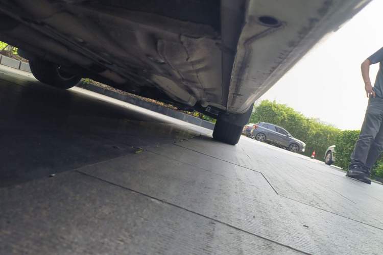 Used Buick Excelle 2011 1.6 LE-MT Chassis Rear Right