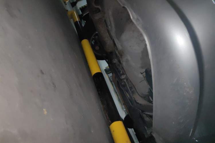 Used Buick Excelle 2011 1.6 LE-MT Chassis Rear Right