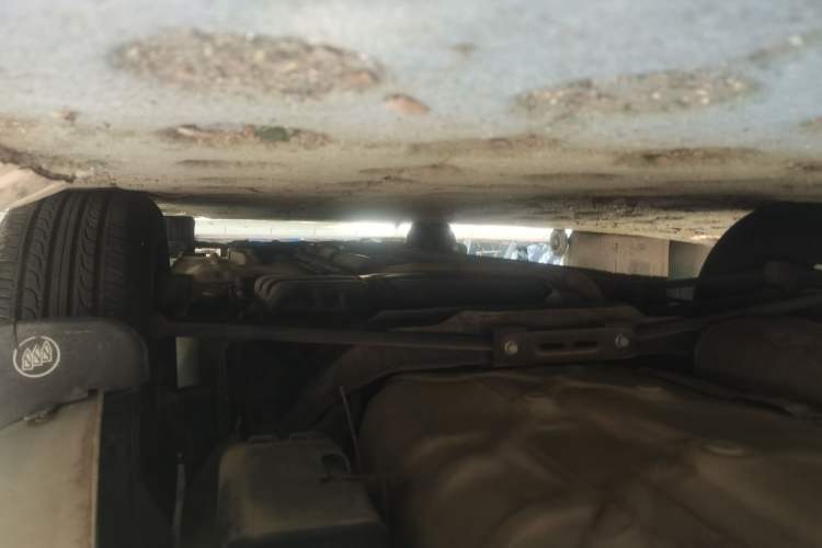 Used Buick Excelle 2011 1.6LX-AT Chassis Rear Right