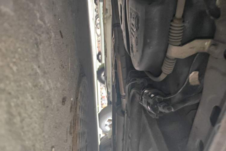 Used Buick Excelle 2011 1.6 LE-AT Chassis Rear Right