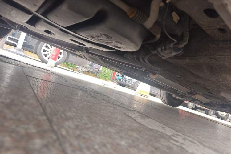 Used Buick Excelle 2011 1.6LX-AT Chassis Rear Right