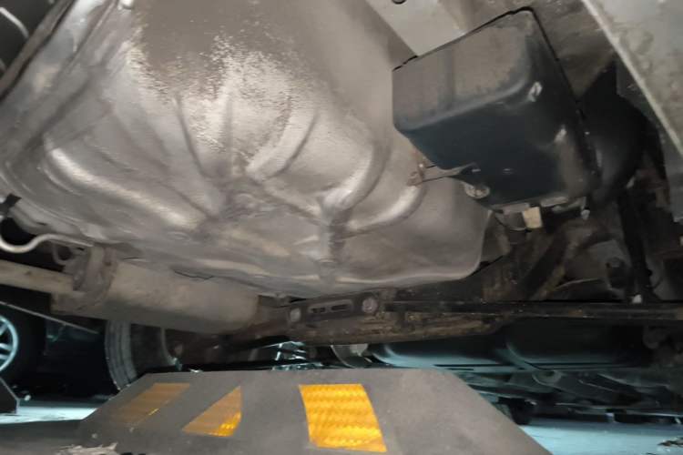 Used Buick Excelle 2011 1.6 LX-MT Chassis Rear Right