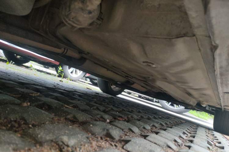Used Buick Excelle 2011 1.6 LE-AT Chassis Rear Right