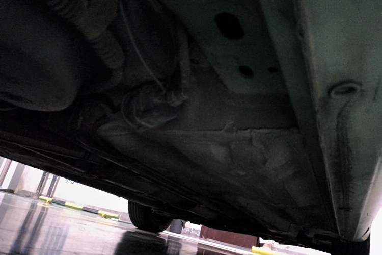 Used Buick Excelle 2011 1.6LX-AT Chassis Rear Right