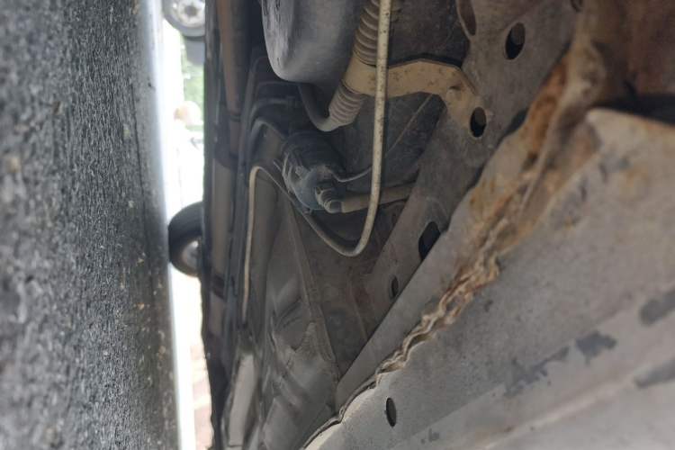 Used Buick Excelle 2011 1.6 LX-MT Chassis Rear Right