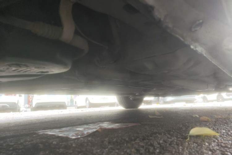 Used Buick Excelle 2011 1.6LX-AT Chassis Rear Right
