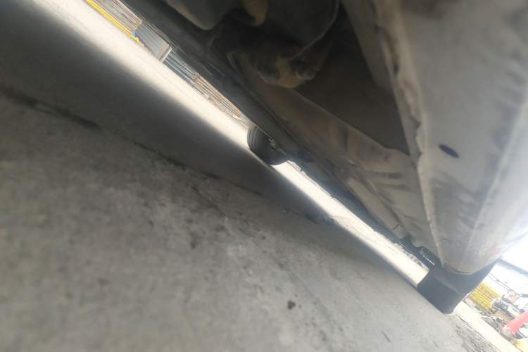 Used Buick Excelle 2011 1.6LX-AT Chassis Rear Right